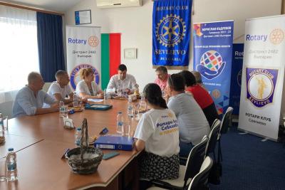 ДГ Борислав Кадреков се срещна с ротарианците от Ротари клуб Севлиево