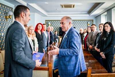 ЕДИННИ ЗА ДОБРО: Ротари клубовете в София и Столична община обединяват усилията си за по-добра столица