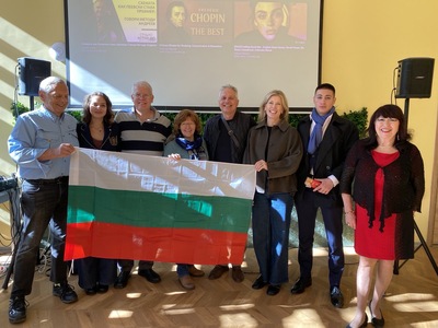 Ротари свързва света: Незабравимият приятелски обмен между Дистрикт 2482 - България и Дистрикт 7040 - Канада и Съединени американски щати (САЩ)