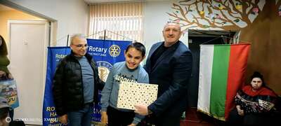 Коледна надежда и усмивки в Дневен център „Надежда“ – Харманли