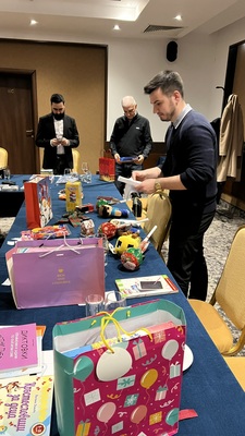 „От дете за дете – 4000 усмивки за Коледа“