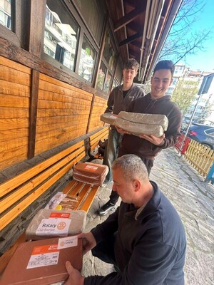 Доброто разцъфтя в „Грижовник“: Ротари клуб Бургас създаде външно пространство за социална градина за хора с деменция