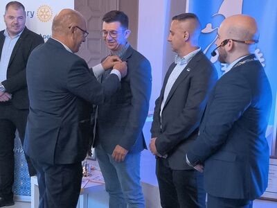 Ротари клуб Перник отново е част от семейството на Дистрикт 2482